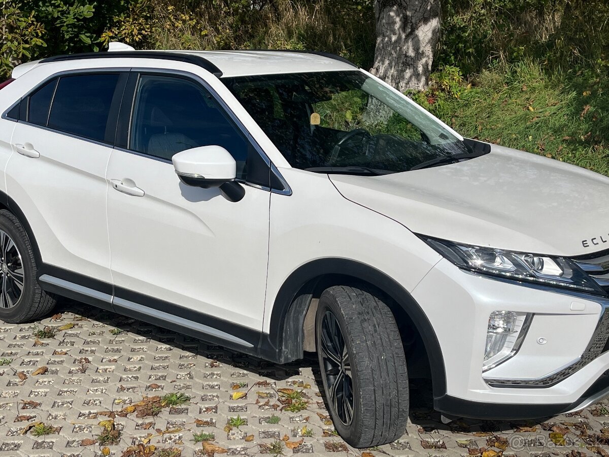 Mitsubishi Eclipse Cross - 10