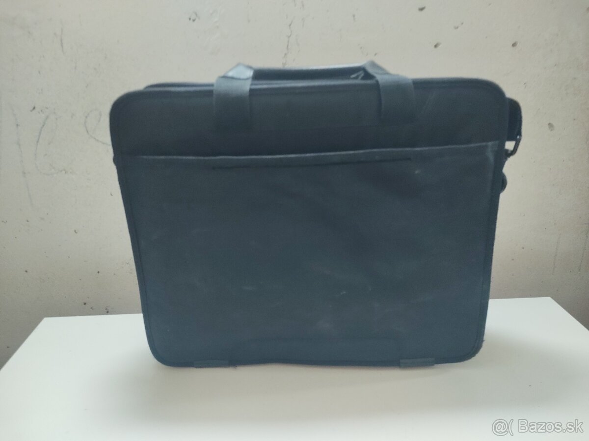 {22} Tašky na notebook - 10