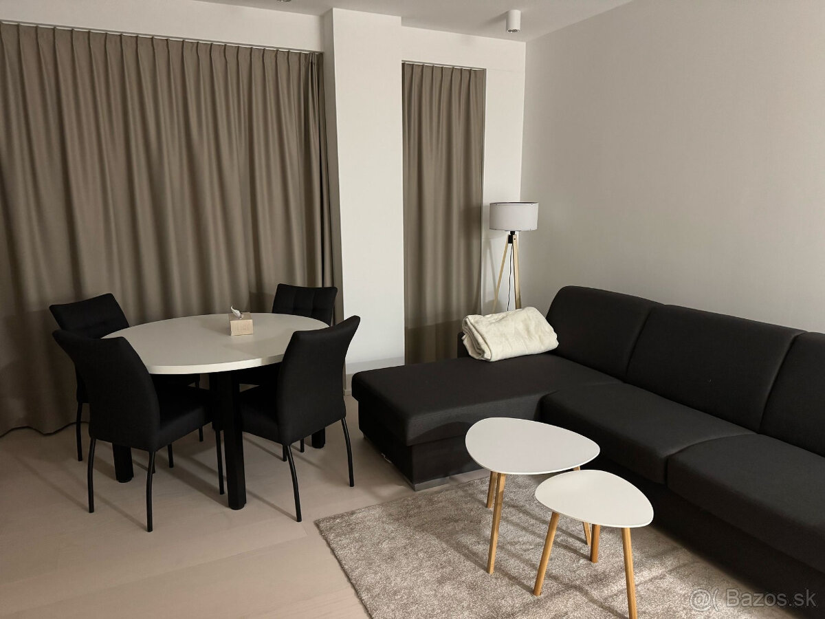 Prenájmem 2 izbový byt v Bratislave - 10