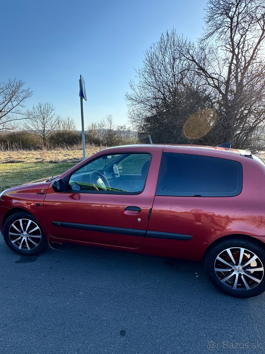 Renault clio 2 - 10