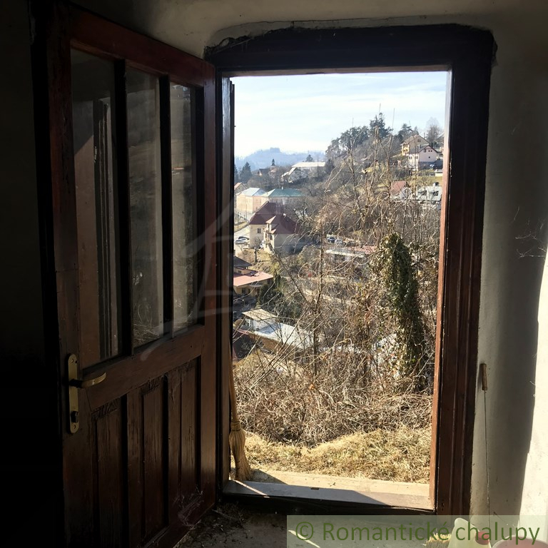 Romantická chalupa s nádherným výhľadom na Sitno – Štiavni - 10