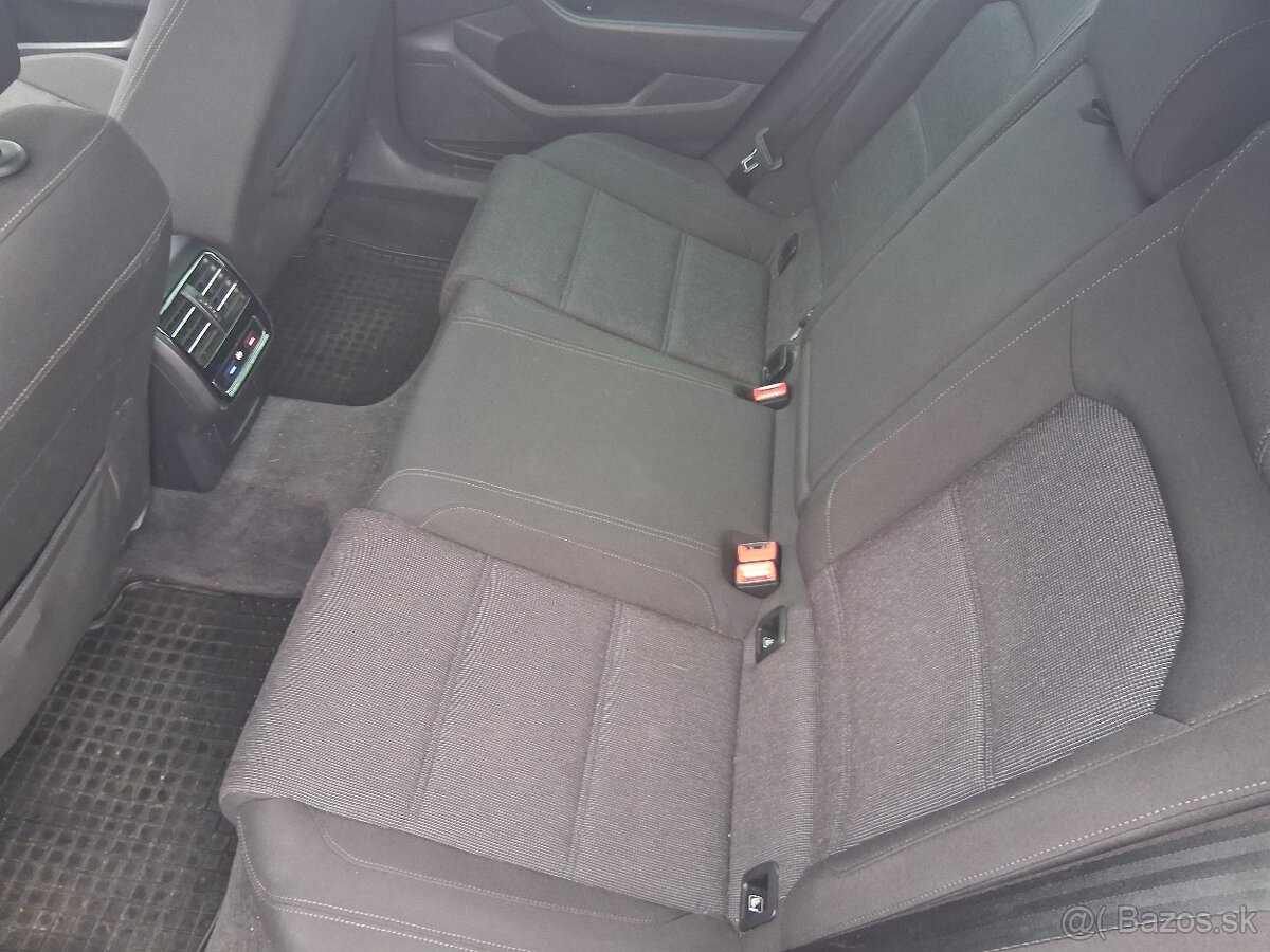 Predam volkswagen passat variant B8 2.0tdi 2018 - 10