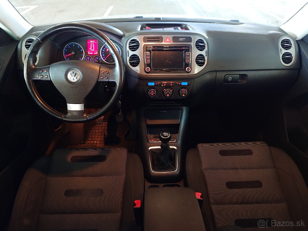 Volkswagen Tiquan 1,4i 4x4 - 10