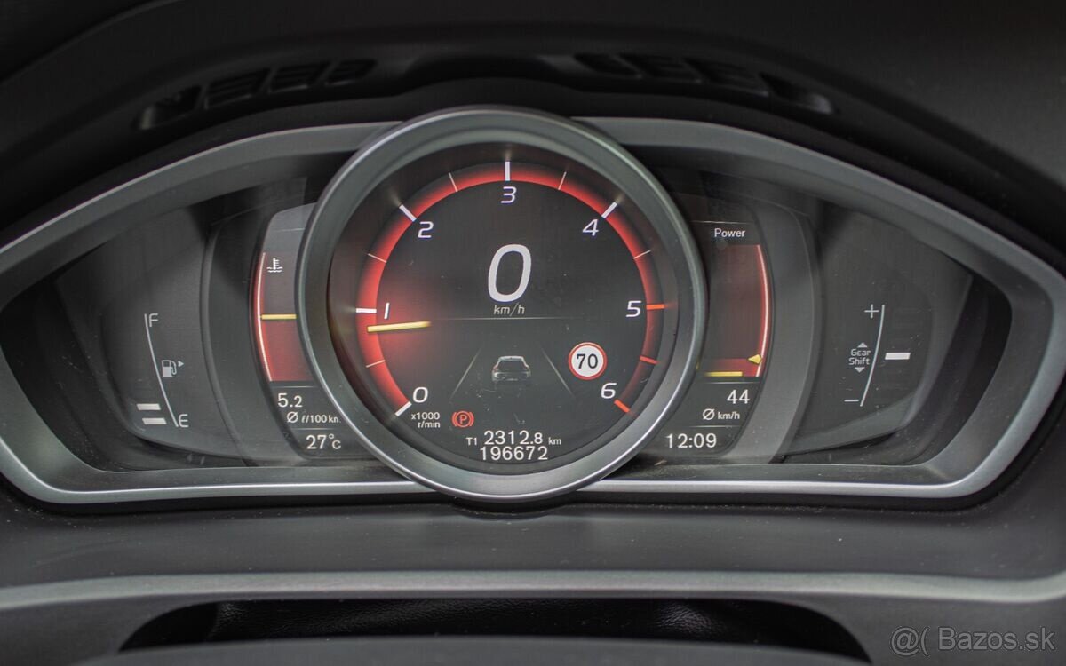 Volvo V40 D2 2.0L 120k Inscription - 10
