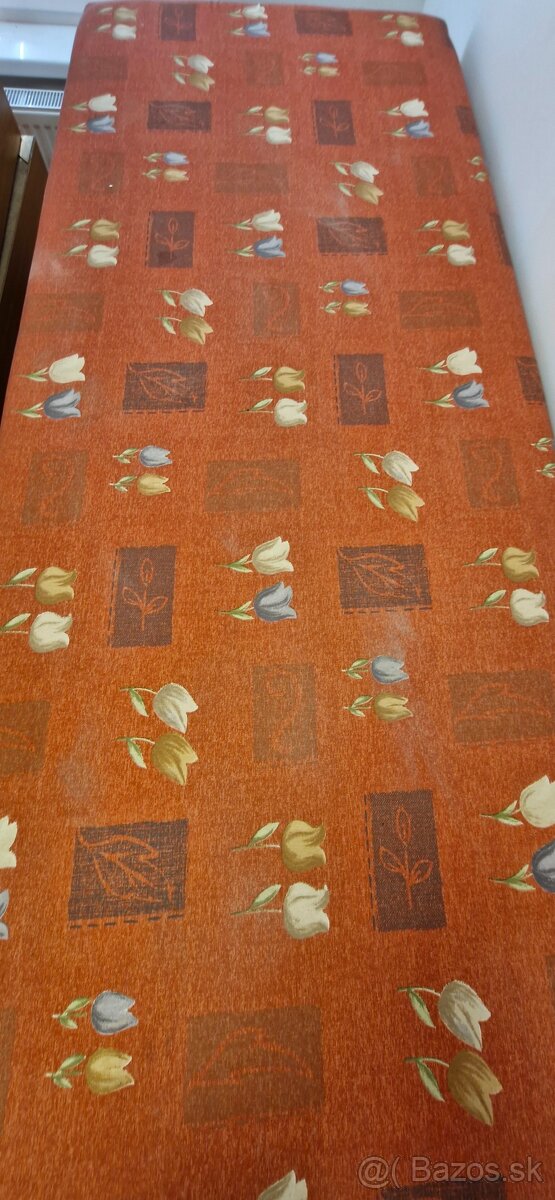 Kuchynský stôl,noč.stolík, skriňa,váľanda - 10