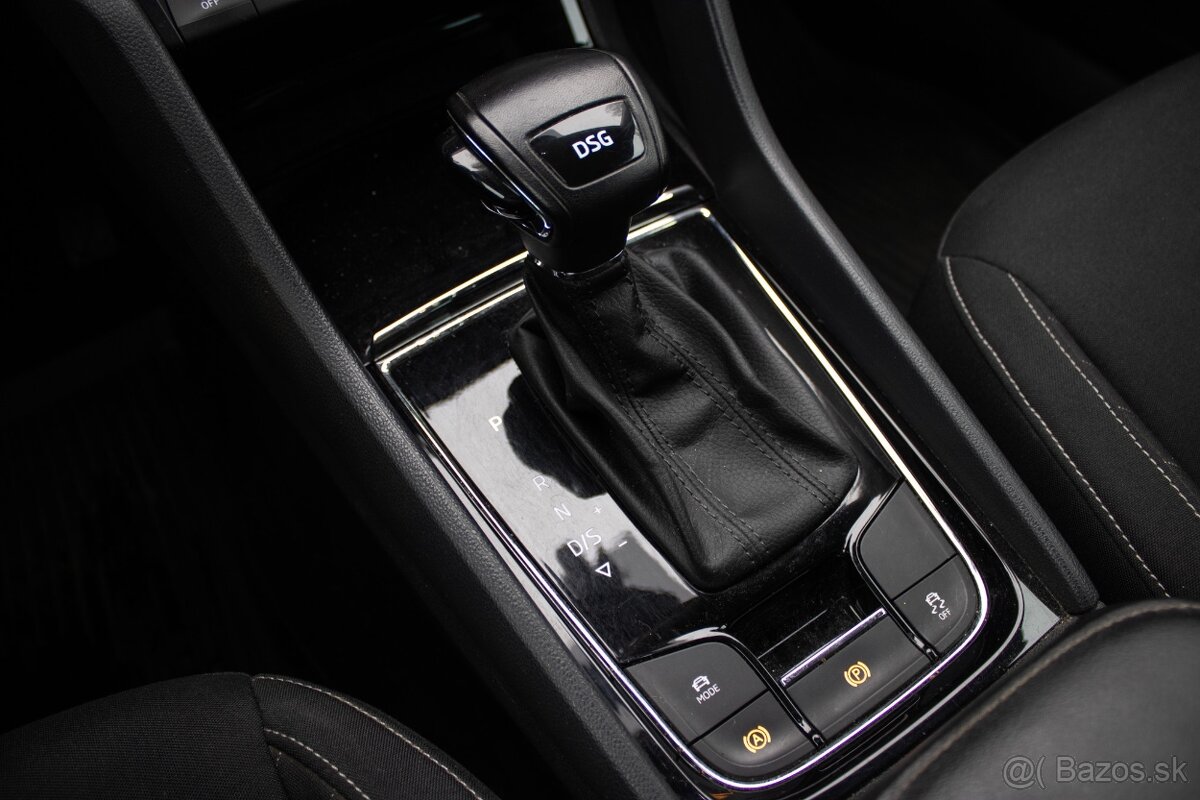 Škoda Karoq 1.6 TDI Live Plus DSG - 10