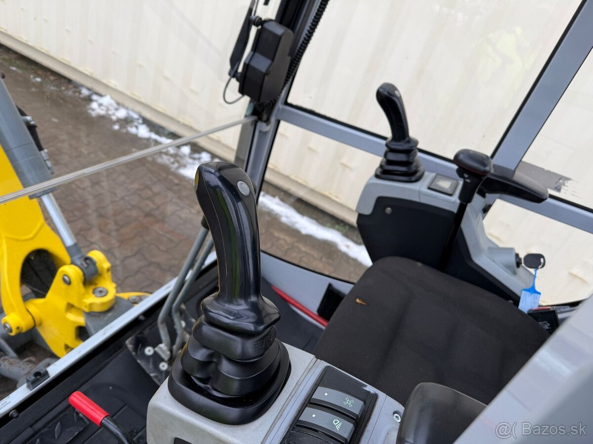 Minibagr Wacker Neuson ET 16 - 10
