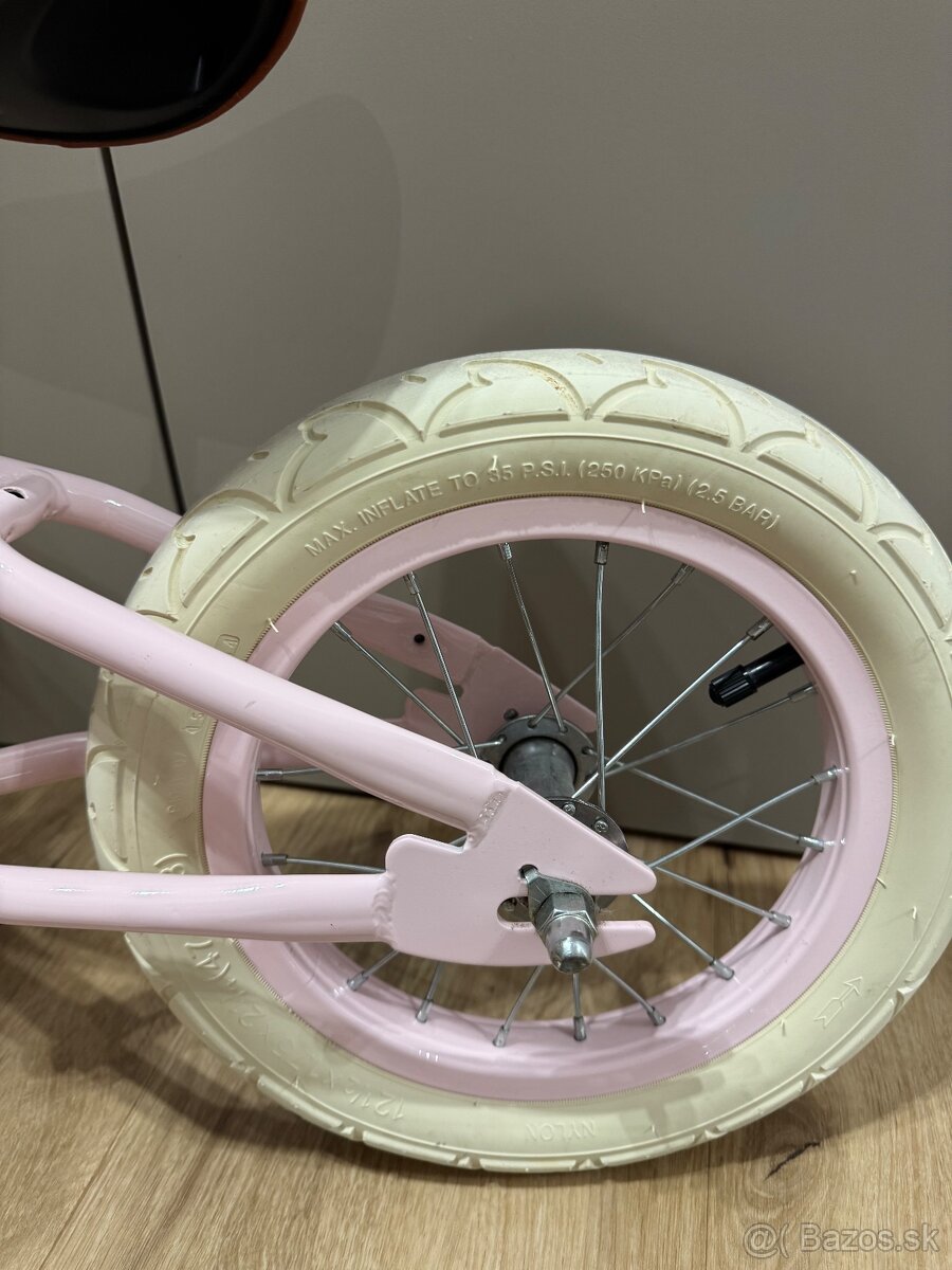 Banwood odrážadlo - 10