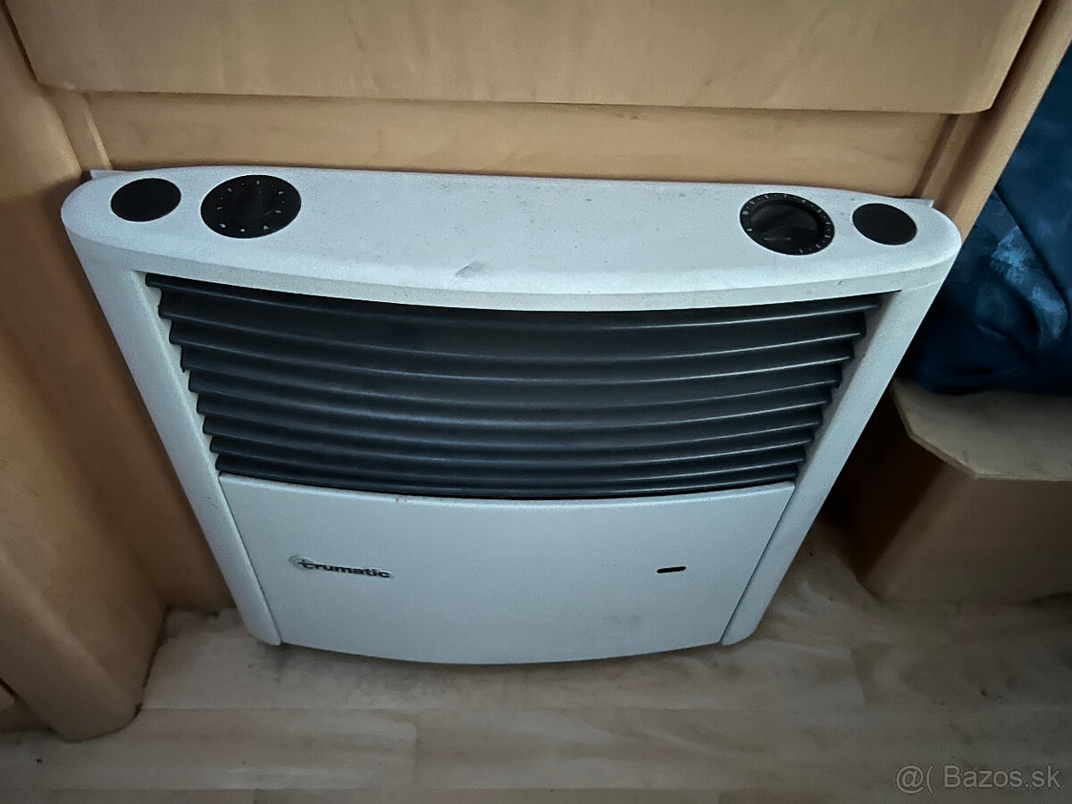 Karavan Hobby De Luxe 400-Palanda, váha 980kg pov. - 10