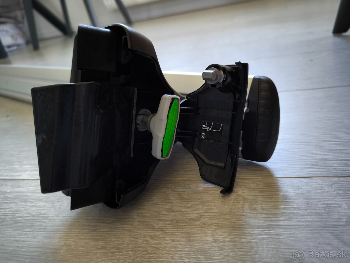 Thule WingBar Evo 7114 + Rapid System Kit 754 + Kit 1500 - 10