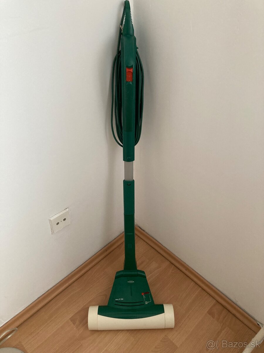 Vysávač Vorwerk 130 a tepovač - 10