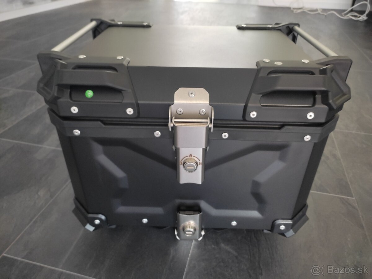 Univerzálny hliníkový moto kufor (TopCase) 45L, 55L, 65L - 10
