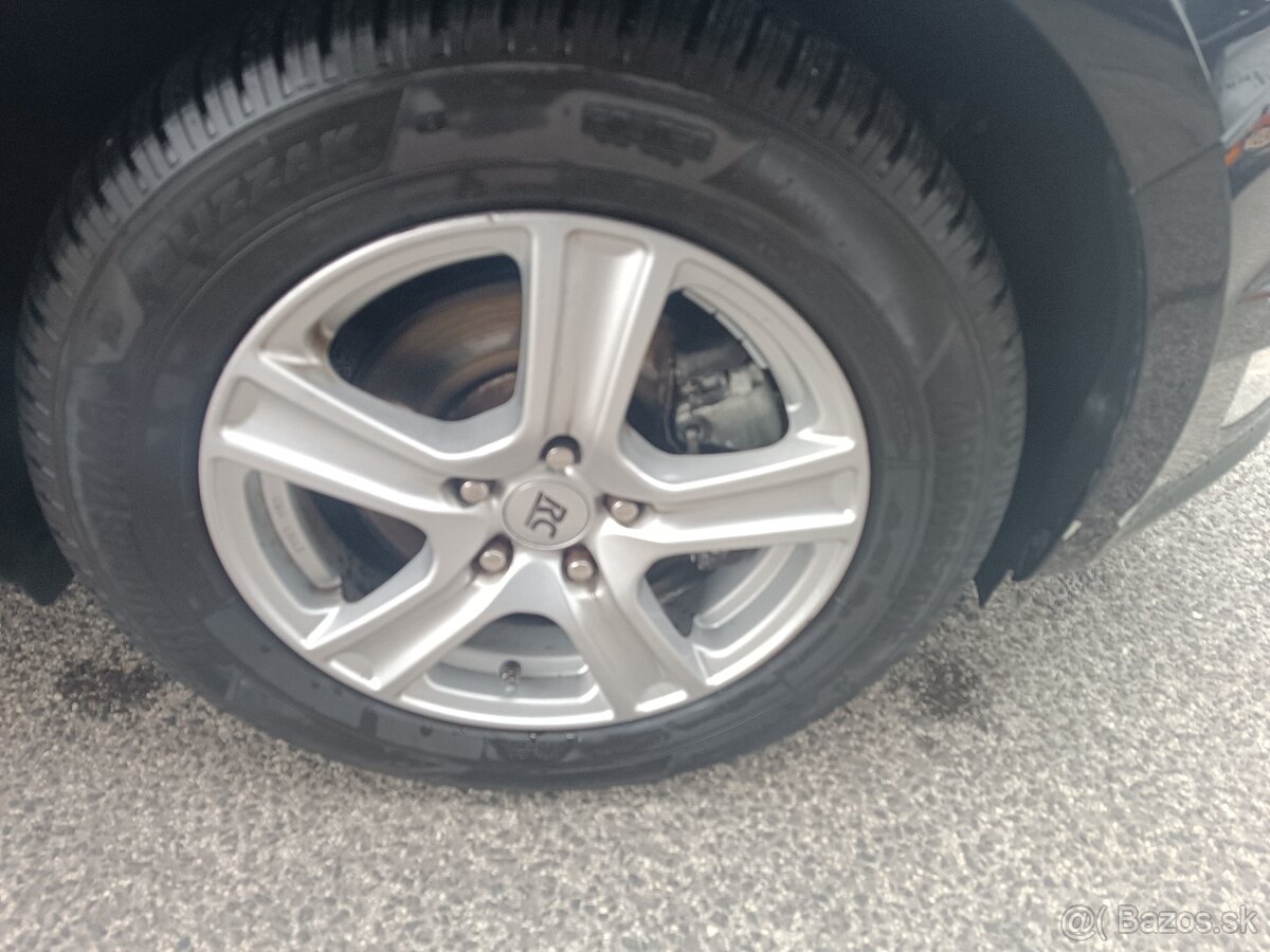 Predám Ford Galaxy 2, 0 d Titanium r.v.2015 - 10