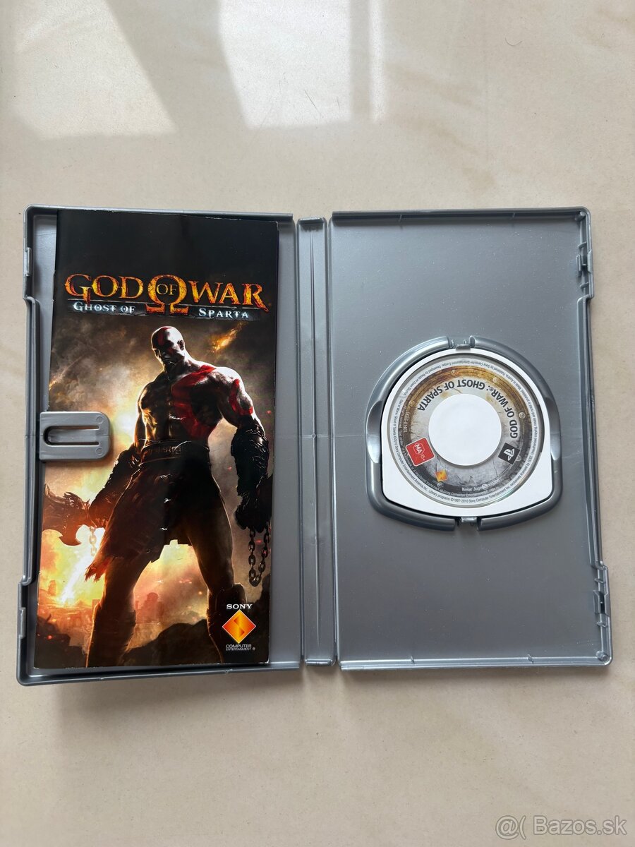 Playstation Portable (PSP) 1004-E Street + God Of War - 10