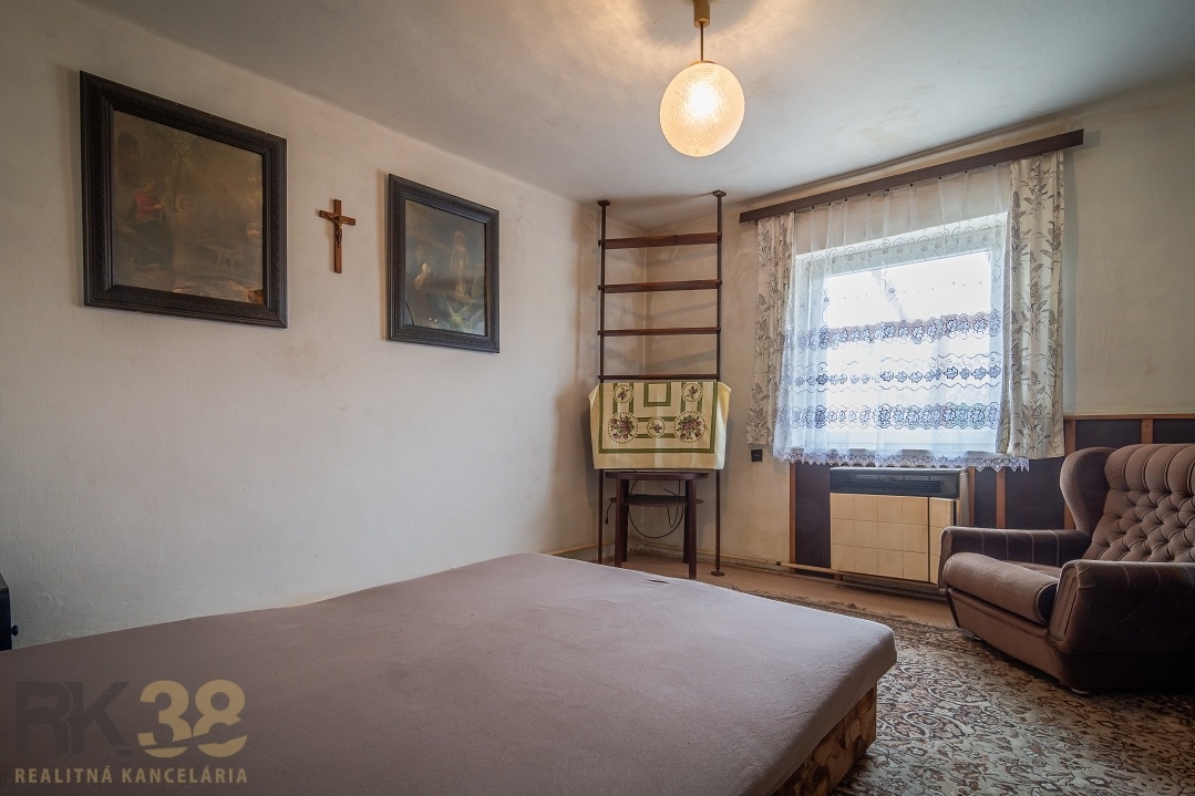 Predaj rodinného domu v obci Jánovce - 10