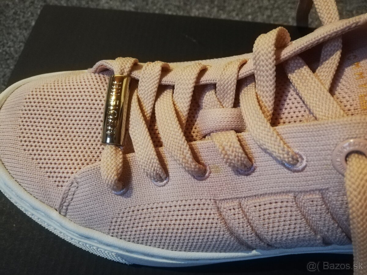 Predám tenisky Tommy Hilfiger - veľkosť č. 36 - 10