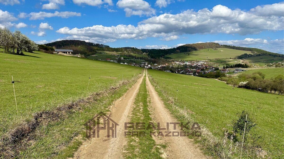 Nádherný investičný pozemok v Ovčiarsku - 10