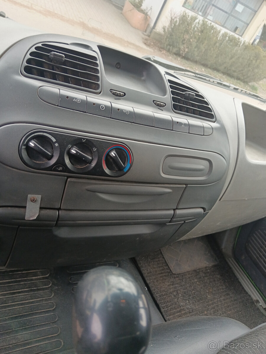 Avia D90 Sklápěč Cummins - 10