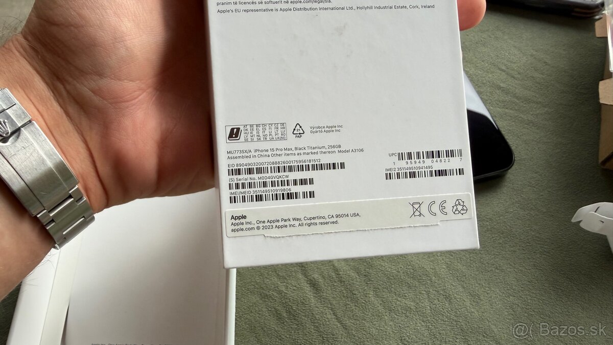 Apple iPhone 15 Pro Max – 256 GB – ako nový - 10