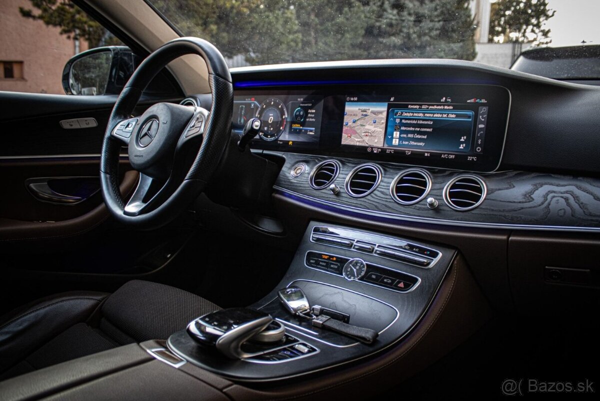 Mercedes-Benz E trieda Sedan 200 D TOP STAV - 10