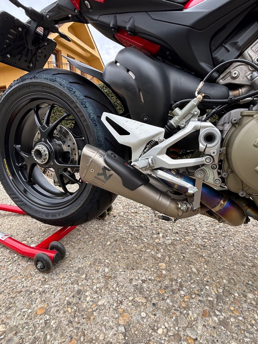 Ducati Streetfighter V4 S – 2021 | TOP STAV | 18 000 km - 10