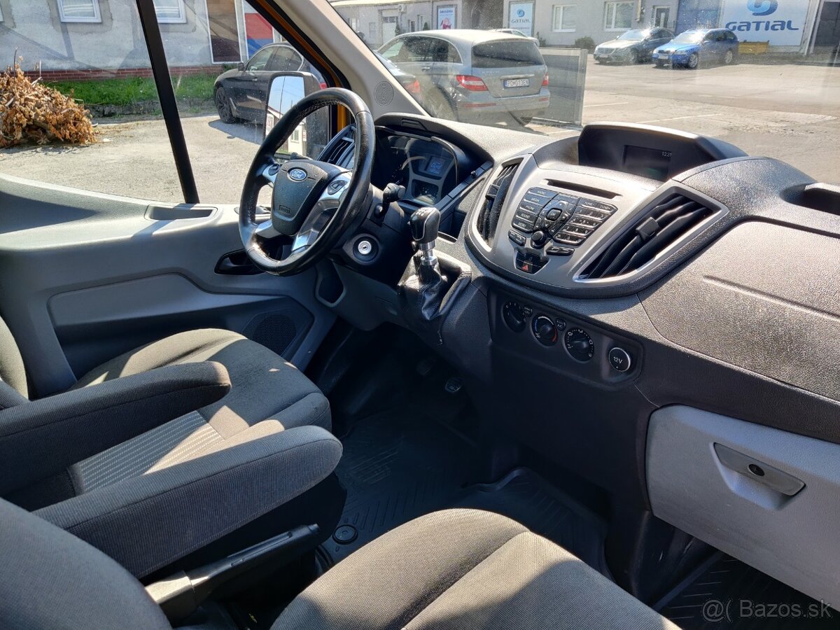 Ford Transit - 10