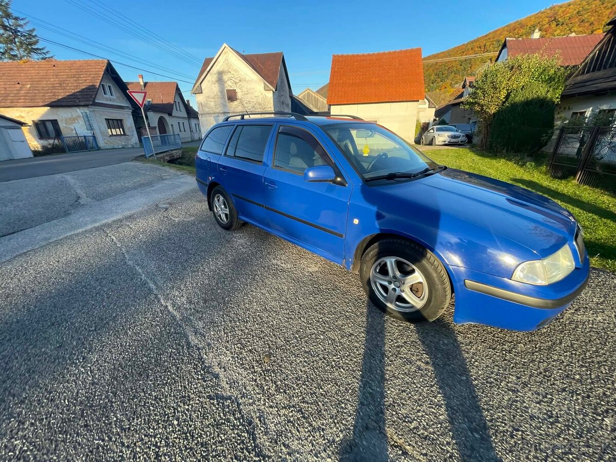 Octavia tour 1 1.9 tdi 66kw - 10