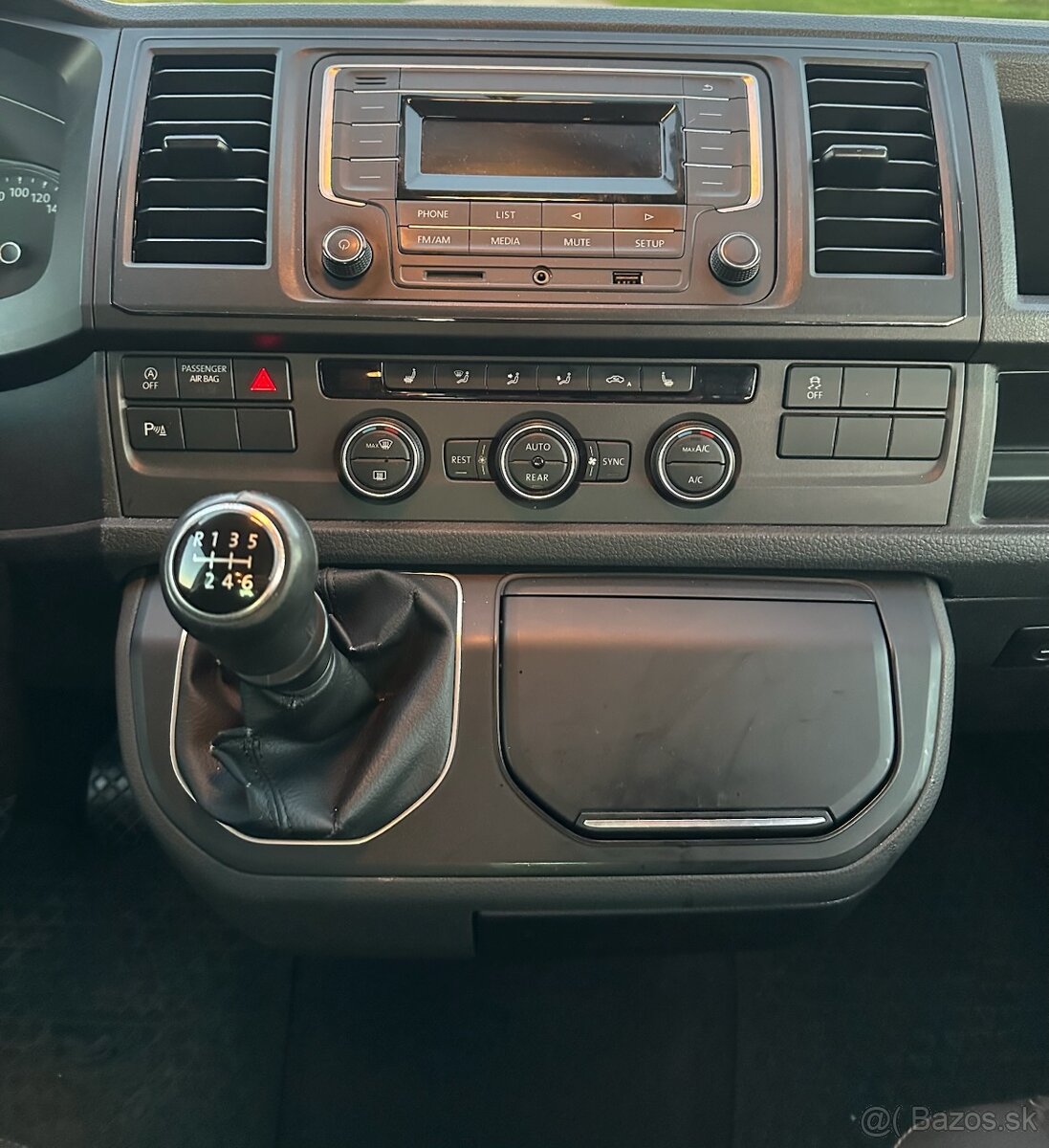 Volkswagen Multivan 2.0,110 kW,9/2019,1.majiteľ,serviska,DE - 10