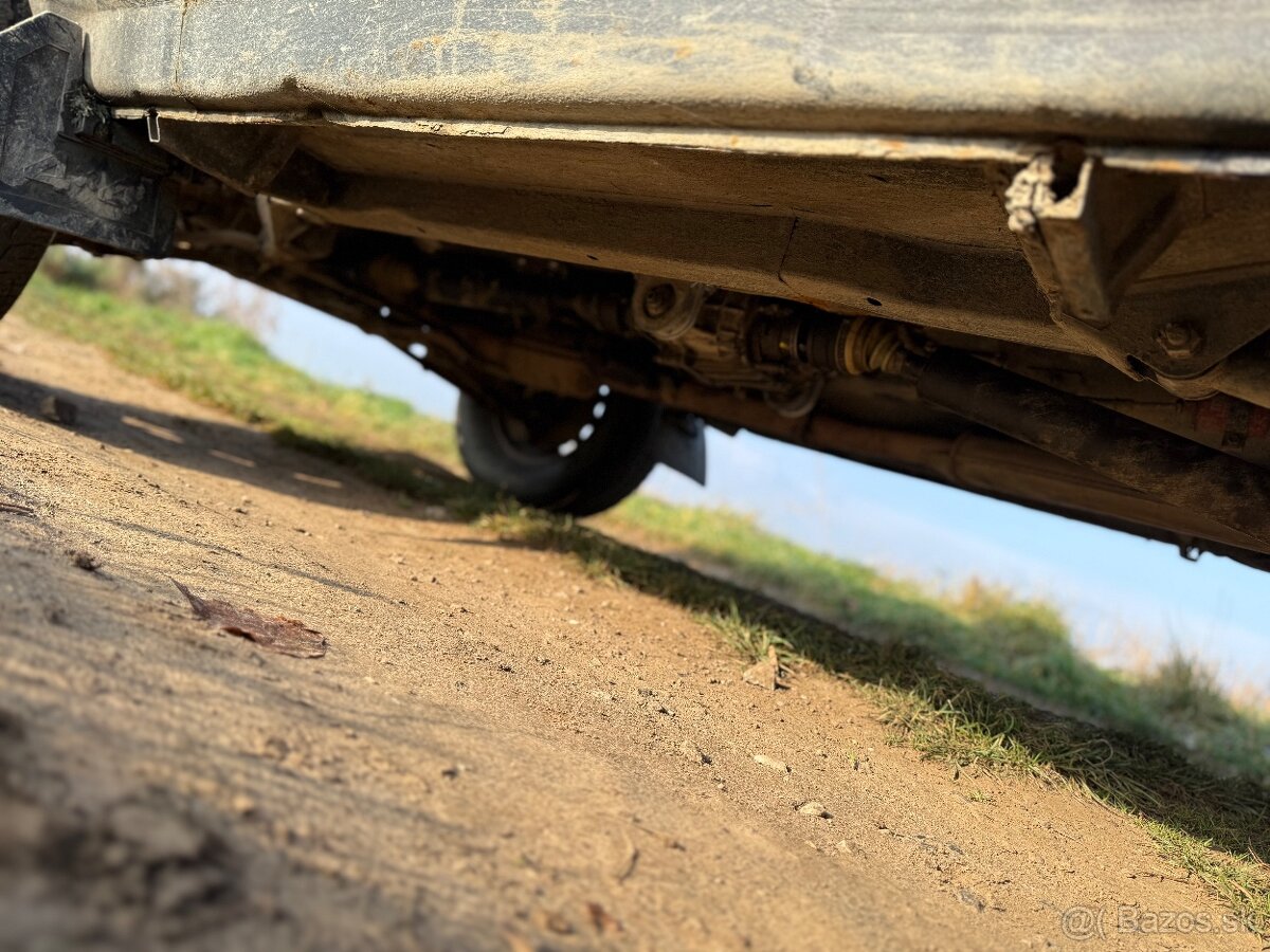 Lada Niva 2014 1.7i 4bod vstrek Servo - 10