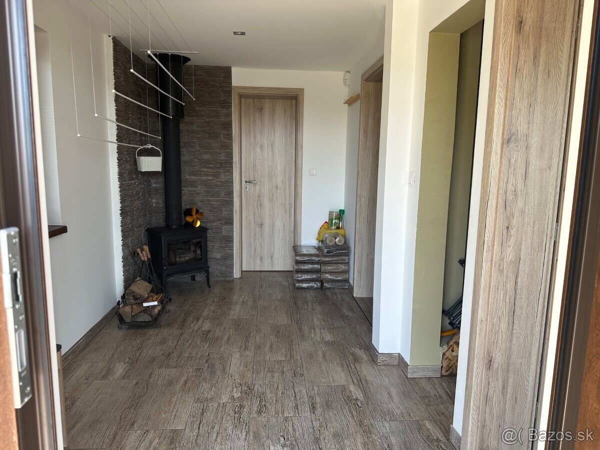 Chata pri vleku, BEZOVEC - 10