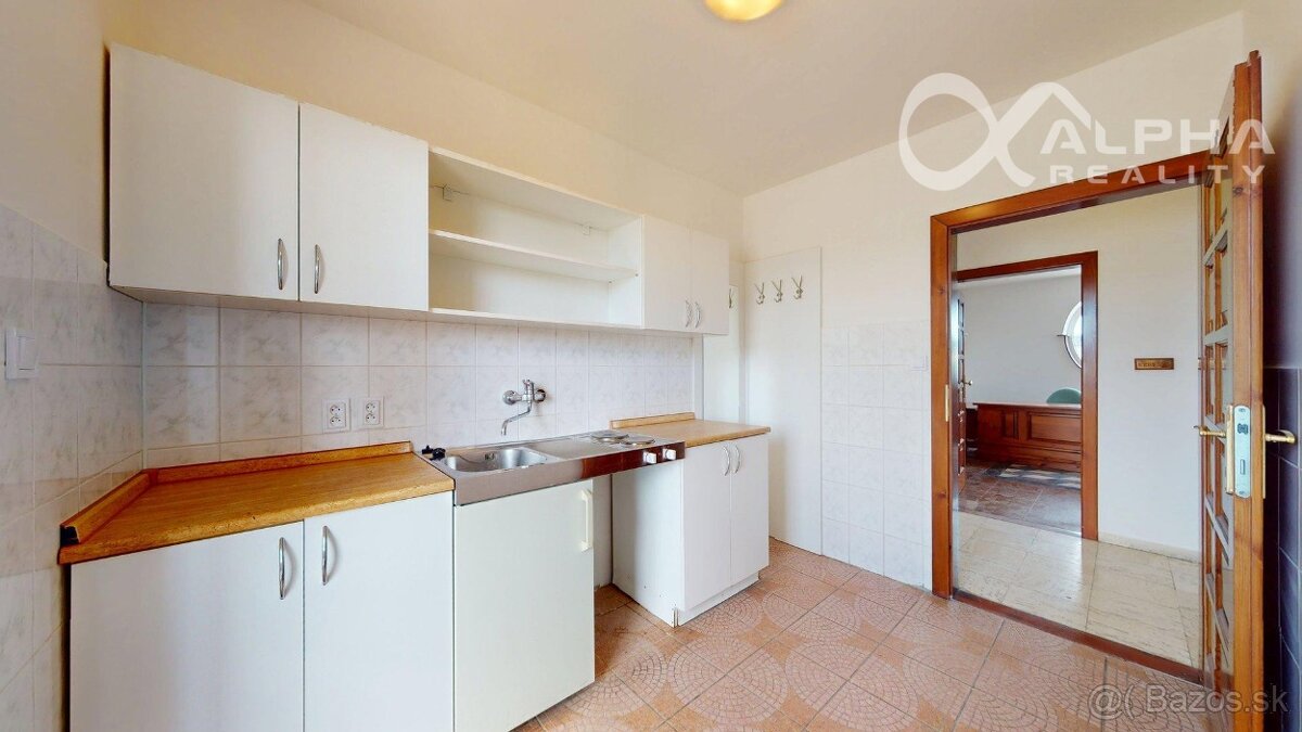 Prenájom: Polyfunkčný priestor 98,9m2, Markušovská cesta,SNV - 10