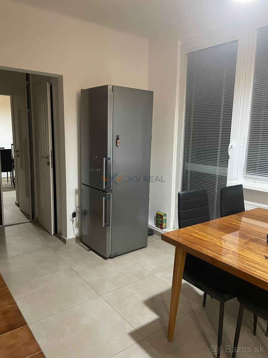 útulný 3 izbový byt - 10