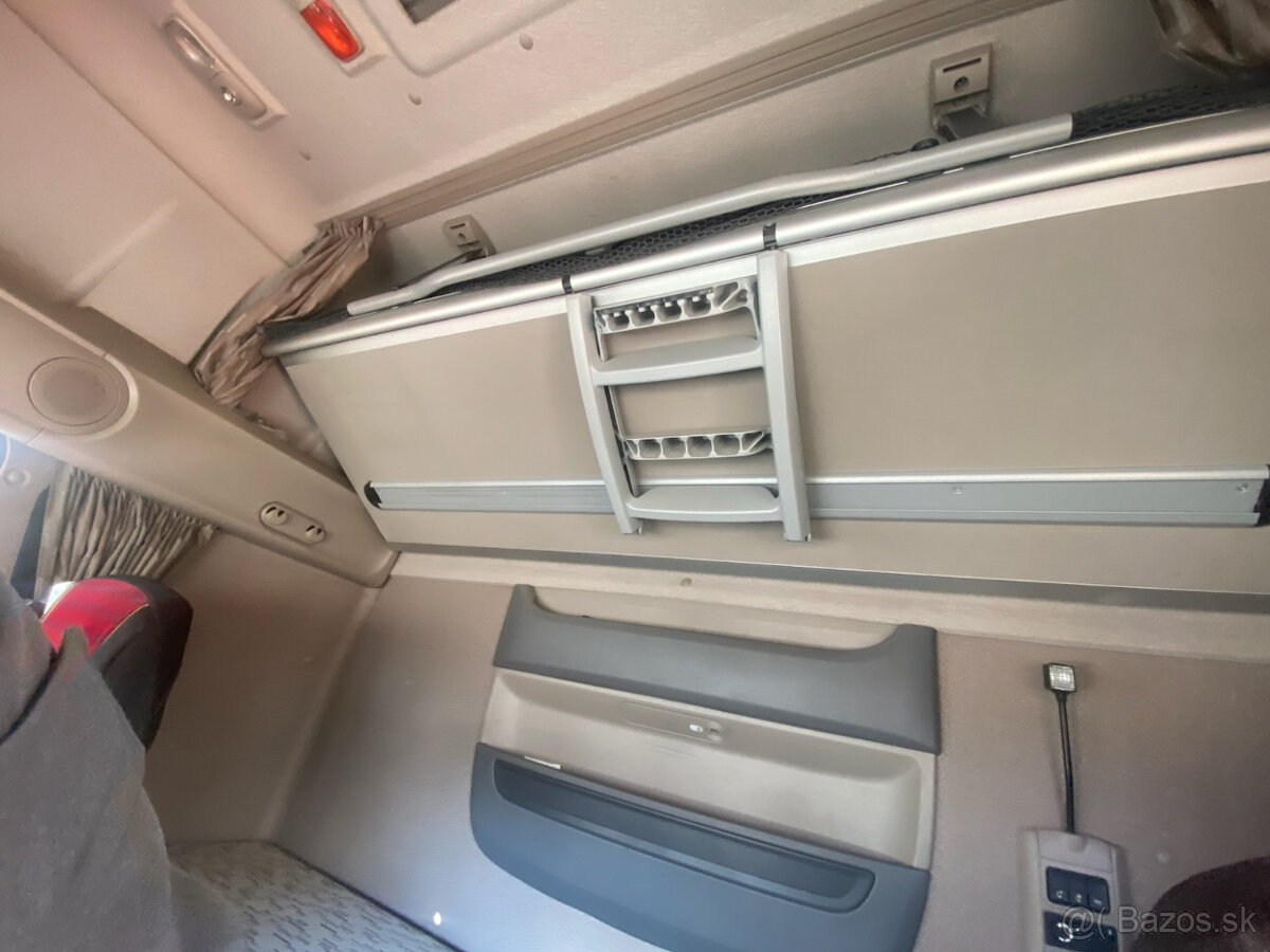 DAF XF 460 Low Deck - 10