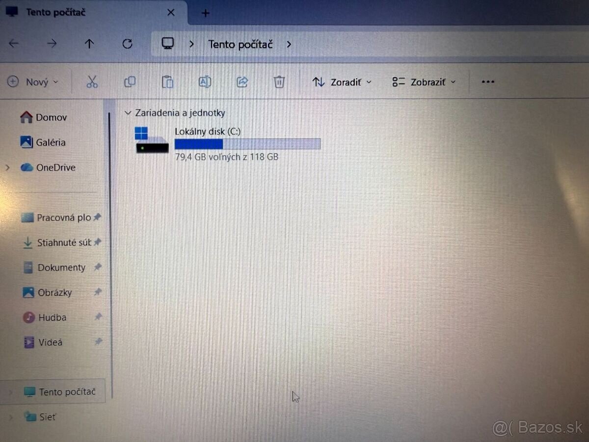 Notebook HP / AMD A9-9425 / 8GB RAM / 128GB SSD - 10