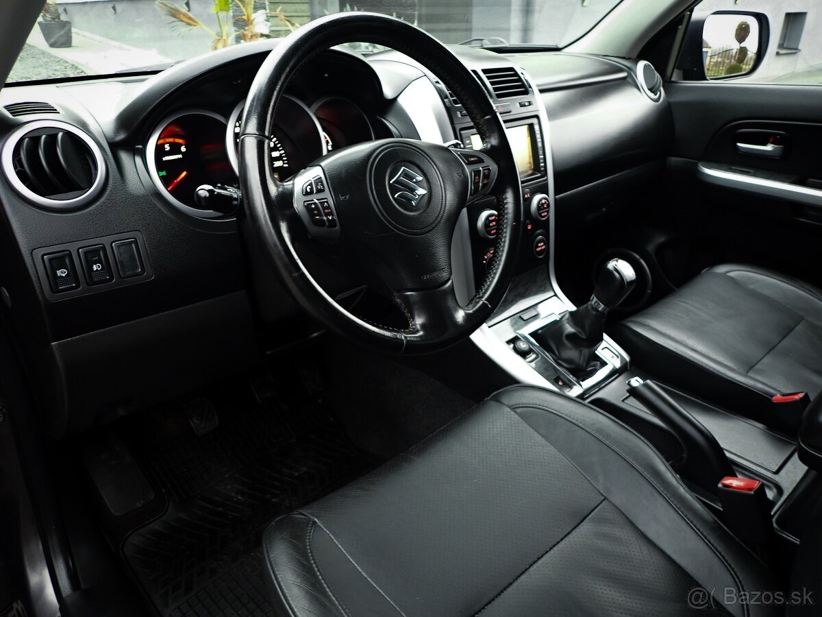 SUZUKI GRAND VITARA 1.9DDiS 4x4 - NAVI, ŤAŽNE, STK, ŠPZ - 10