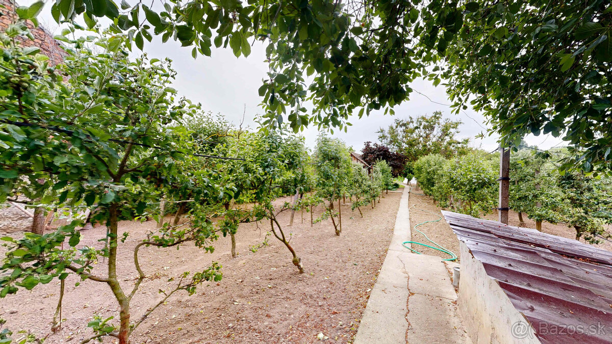 3-izbový rodinný dom s veľkým pozemkom 1454 m² - 10