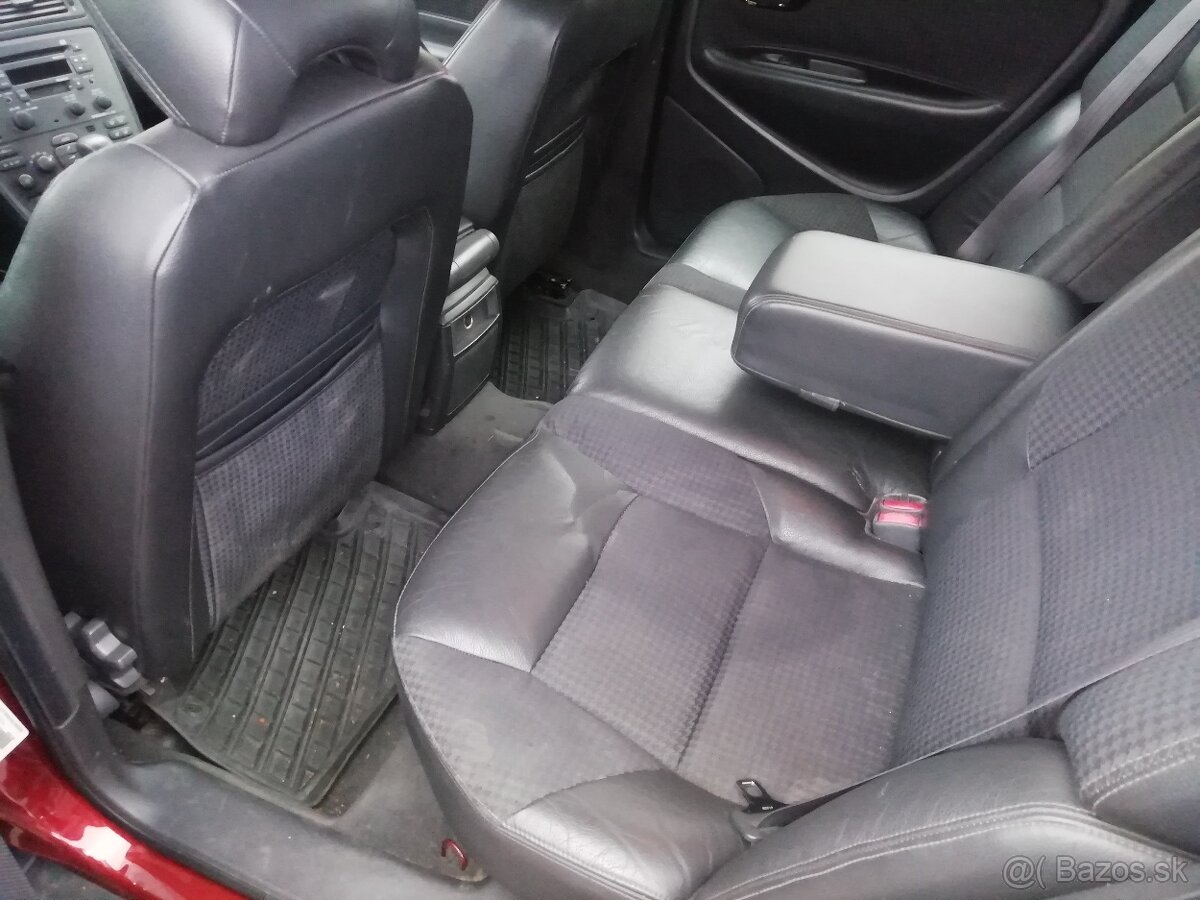 Volvo v70 2.4 147kw - 10