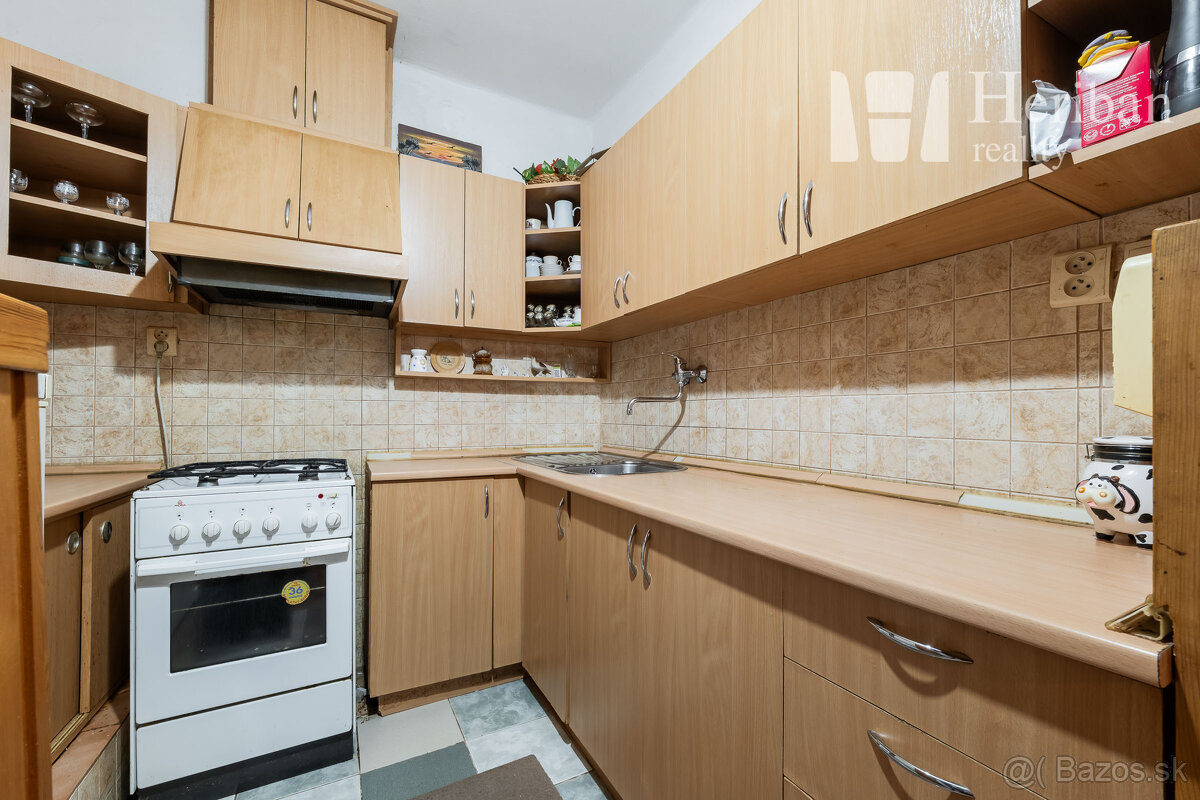 Vidiecky RD so 4-5izbami, 6,5 ár.pozemok, Lorinčík - 10