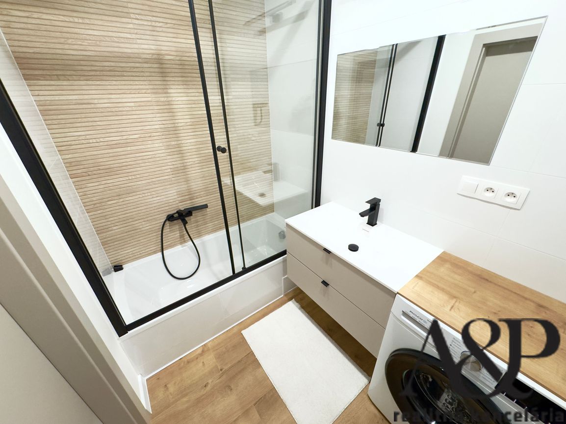 LUXUSNÝ 3 IZBOVÝ BYT V CENTRE MESTA, 68M2, NÁM. OSLOBODENIA, - 10