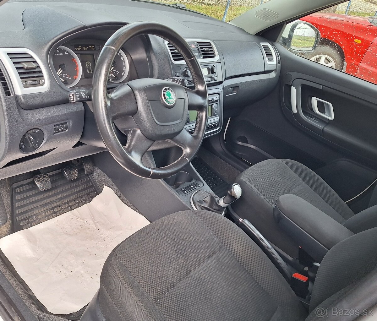 ŠKODA FABIA 1.4 16V - 10