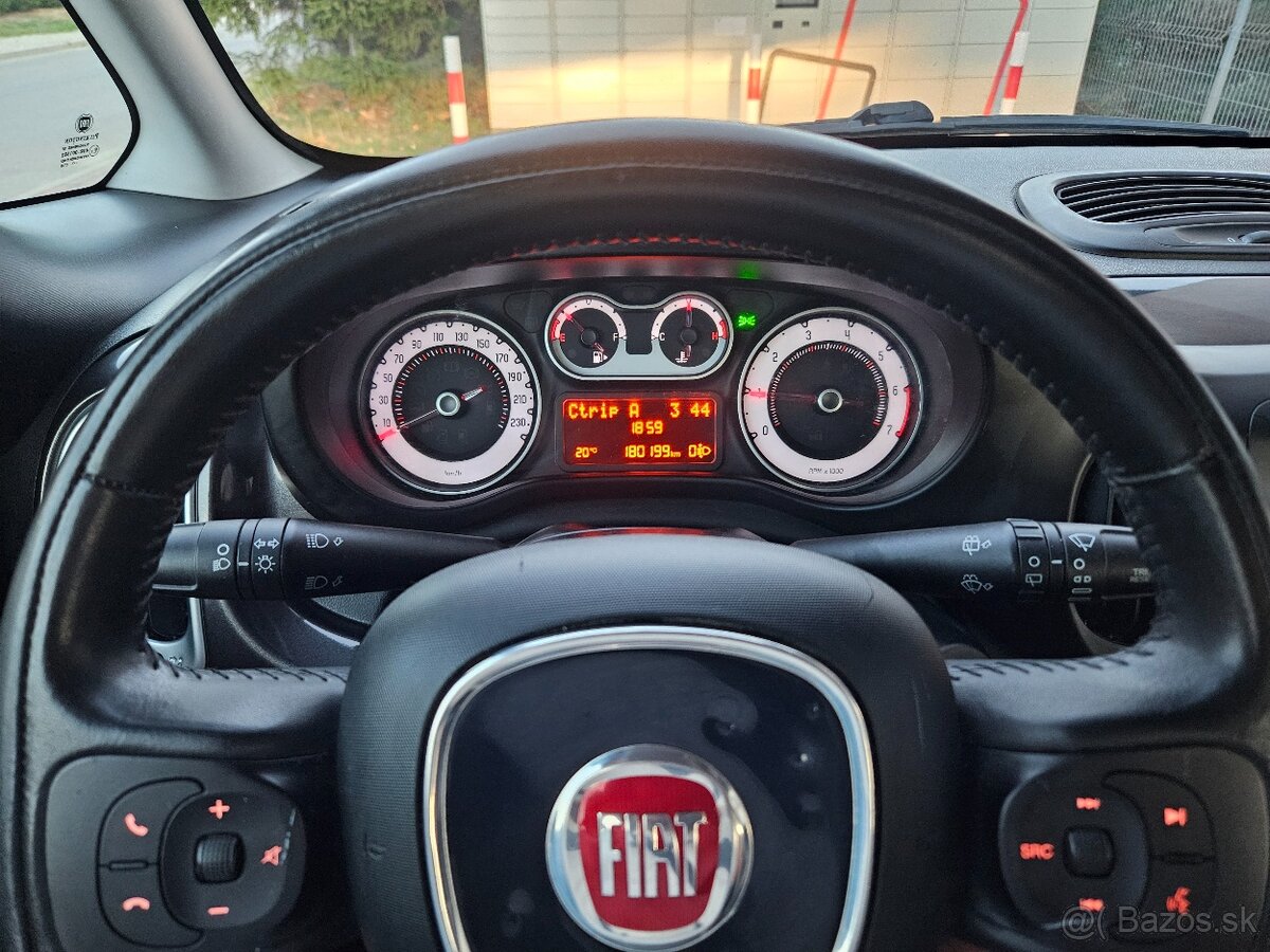 Fiat 500L 1.4 95PS URBAN EURO6B - 10