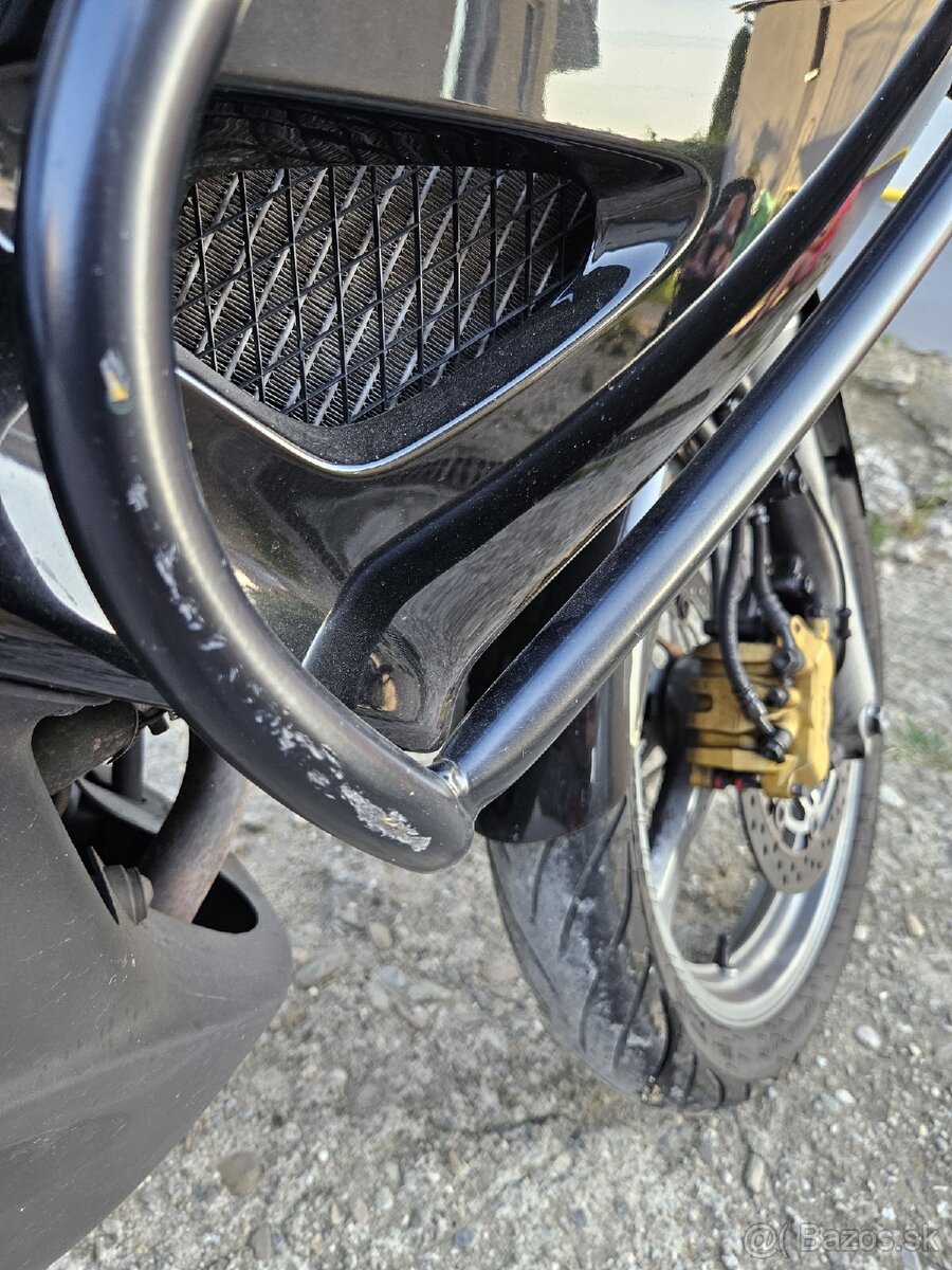 HONDA VARADERO 1000 Fi - 10