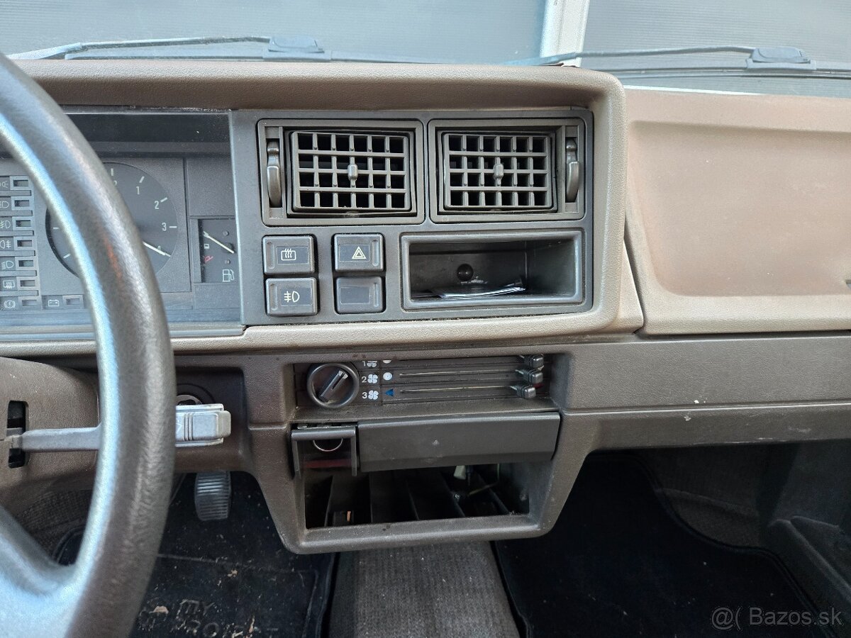 Škoda Favorit 136L __118000 km - 10