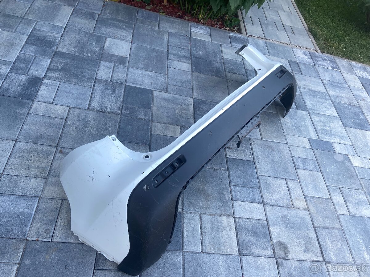 Suzuki Vitara 2019- - 10