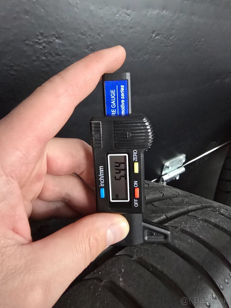 Letná sada JEEP Compass 225/55 R18 Pirelli Scorpion - 10