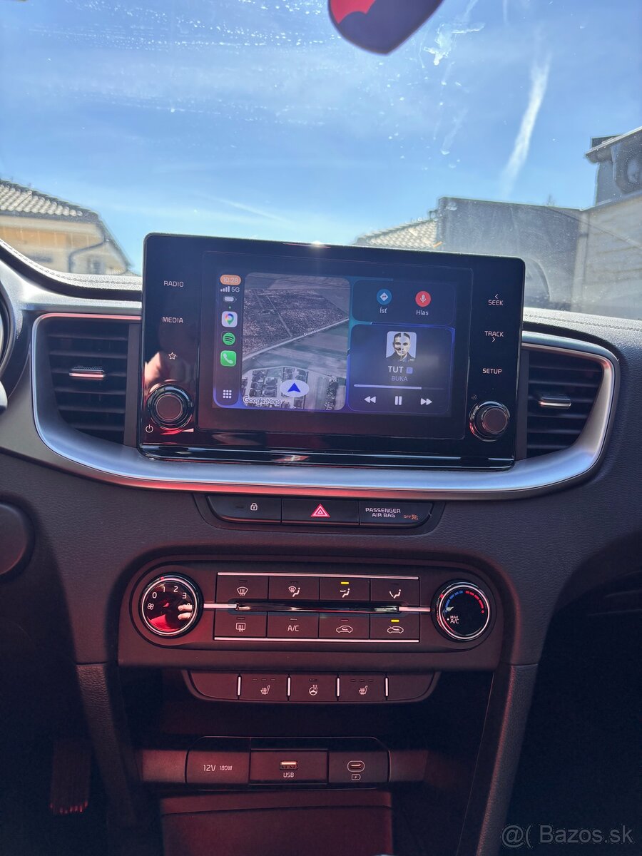 Kia Ceed 1.5 T-GDI Silver pack - 10