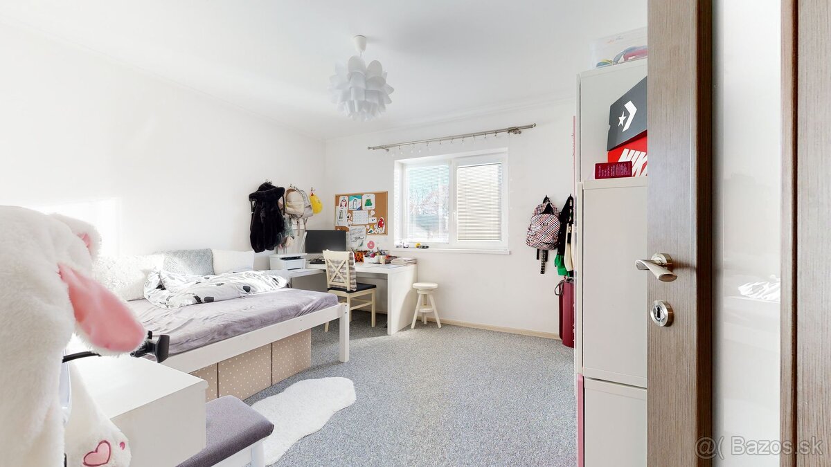 Dva domy za cenu jedného na pozemku s výmerou 1025m2 - 10