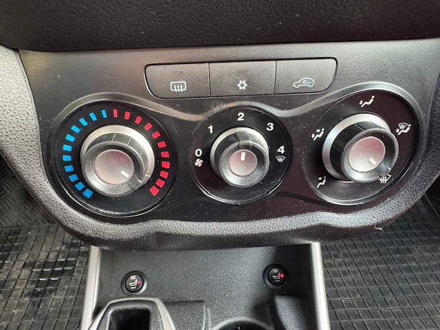 Alfa Romeo MiTo 1.3 JTD AKONTACIA OD 0% - 10