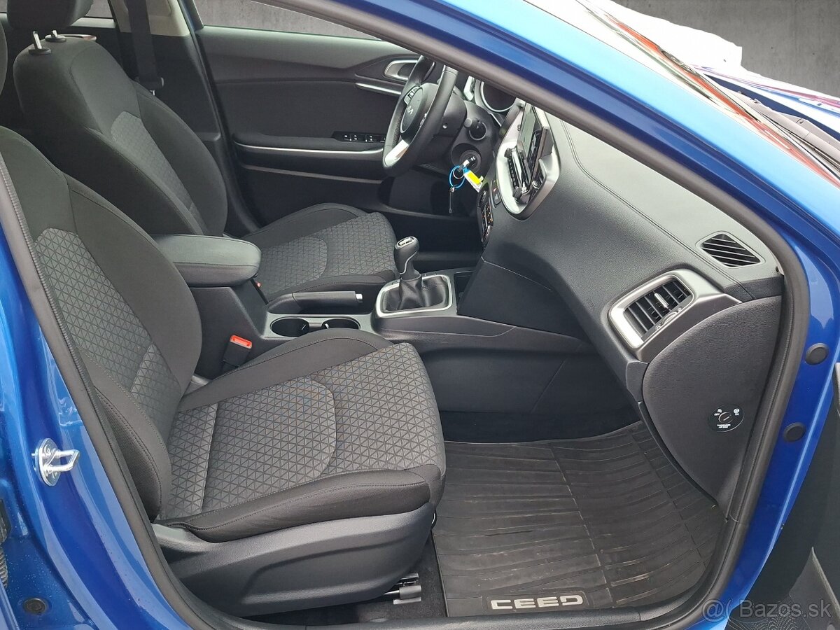 Kia CEED 1,5 T-GDi M6 SILVER PACK103kW/140k - 10