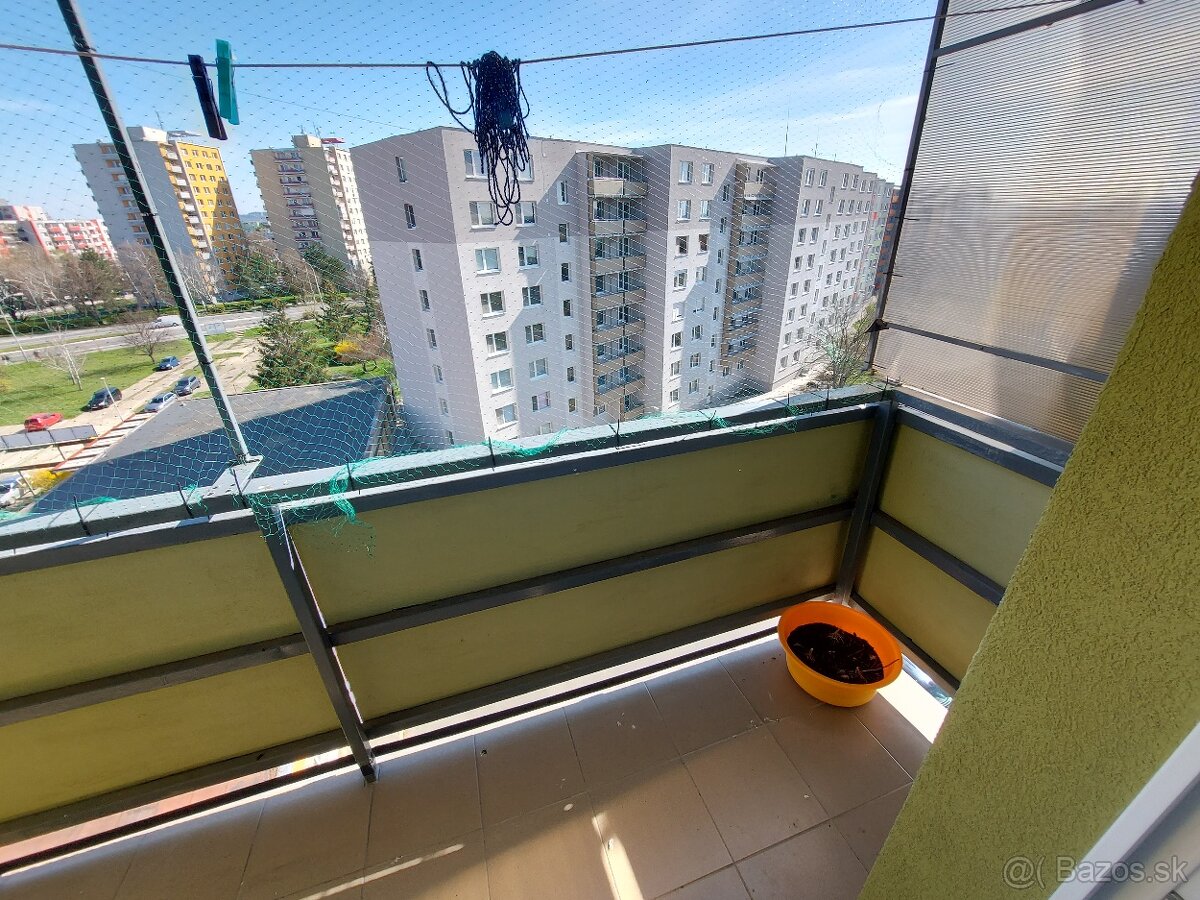 Prenájom garsónky na Tekovskej ul. 2 v Leviciach - 10